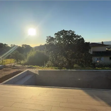 Maisondrs * Porto-Vecchio (Corsica)